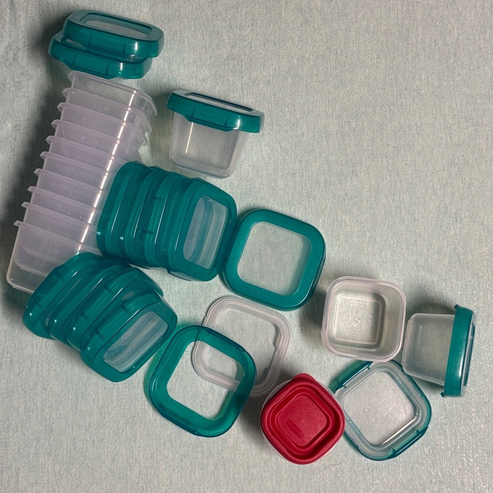 OXO TOT BABY BLOCKS CONTAINERS 6oz (11count) TEAL 4oz (3count) freezer, travel